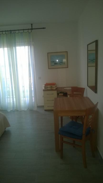J&B Holiday House Hvar Χβαρ Εξωτερικό φωτογραφία