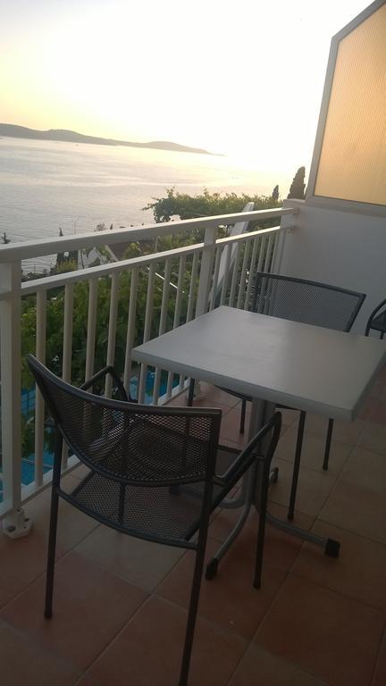J&B Holiday House Hvar Χβαρ Εξωτερικό φωτογραφία