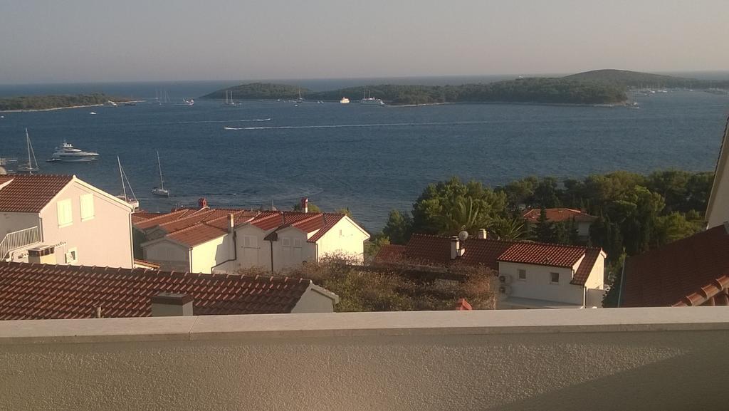 J&B Holiday House Hvar Χβαρ Εξωτερικό φωτογραφία