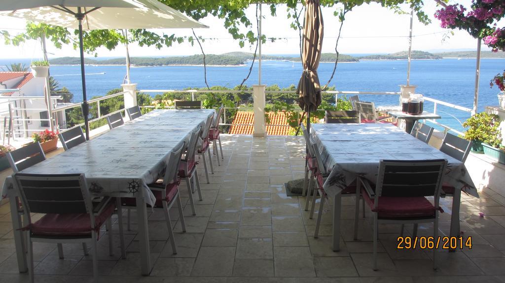 J&B Holiday House Hvar Χβαρ Εξωτερικό φωτογραφία