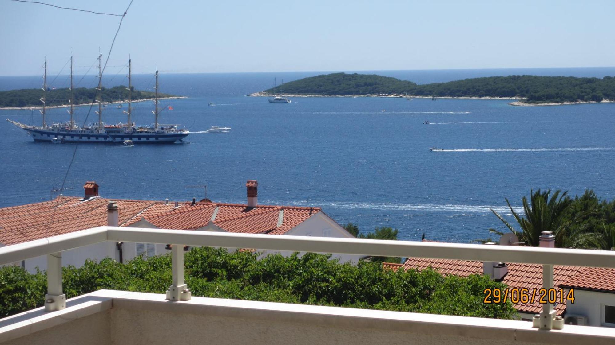J&B Holiday House Hvar Χβαρ Εξωτερικό φωτογραφία