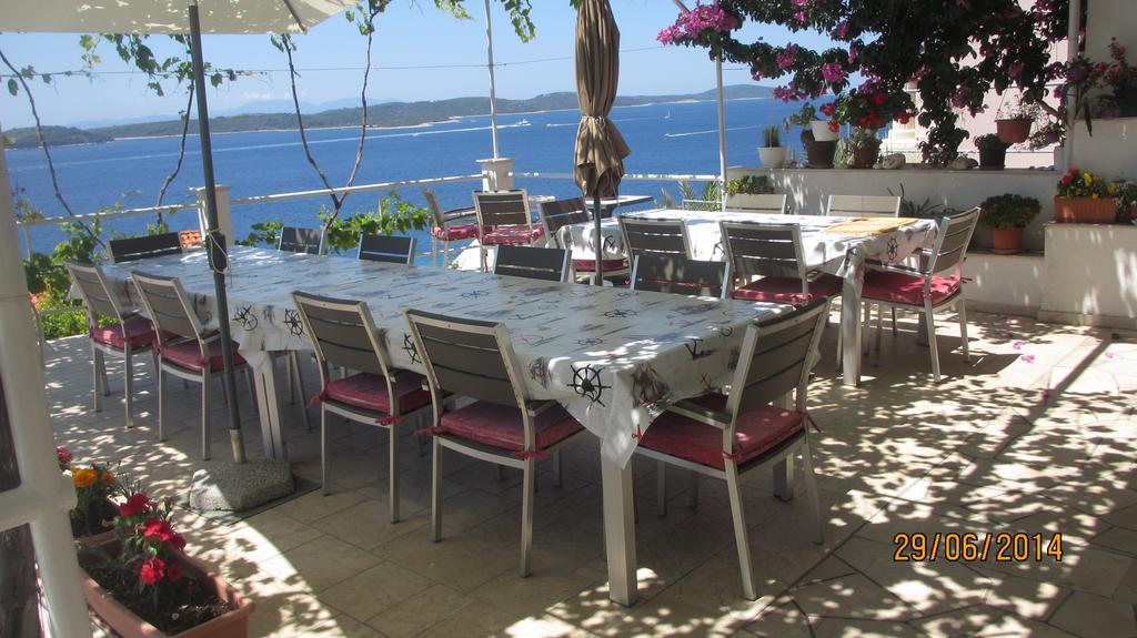 J&B Holiday House Hvar Χβαρ Εξωτερικό φωτογραφία