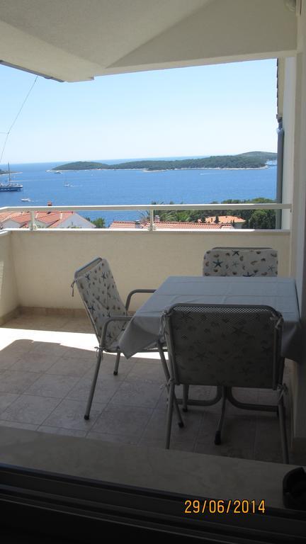 J&B Holiday House Hvar Χβαρ Εξωτερικό φωτογραφία