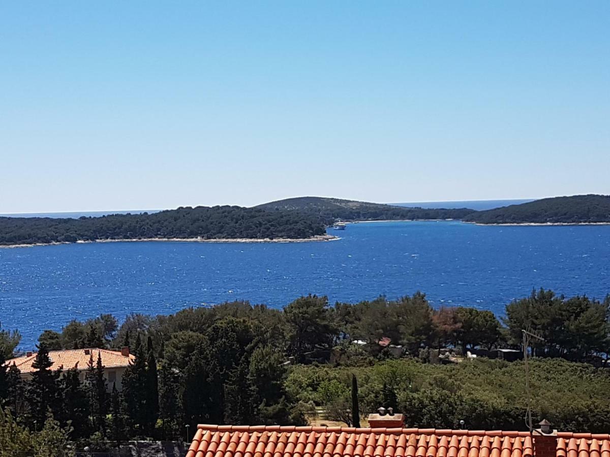 J&B Holiday House Hvar Χβαρ Εξωτερικό φωτογραφία