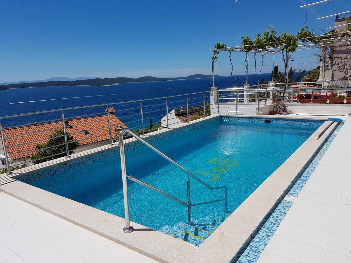 J&B Holiday House Hvar Χβαρ Εξωτερικό φωτογραφία